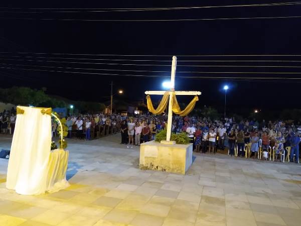 Fiéis participaram da segunda noite de novena a Santo Inácio de Loyola, na noite dessa terça-feira - Imagem 13