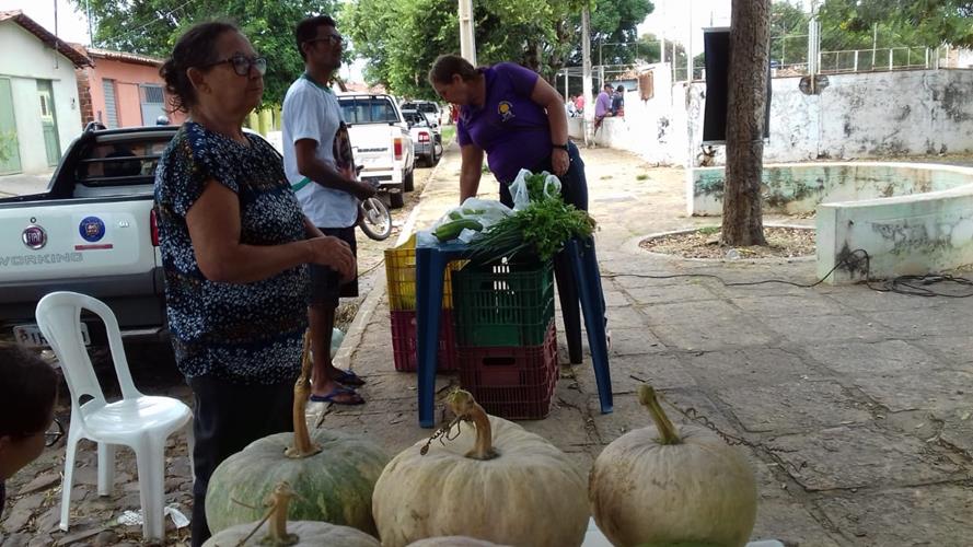Público prestigia comprando produtos na Feira Sabores e Saberes  - Imagem 3