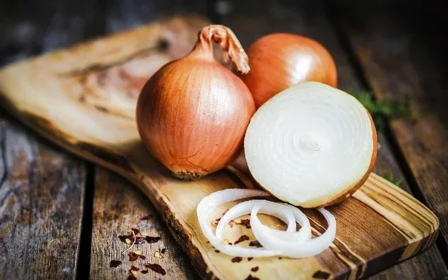 Xô mau hálito! Veja 10 alimentos que causam halitose - imagem 1608