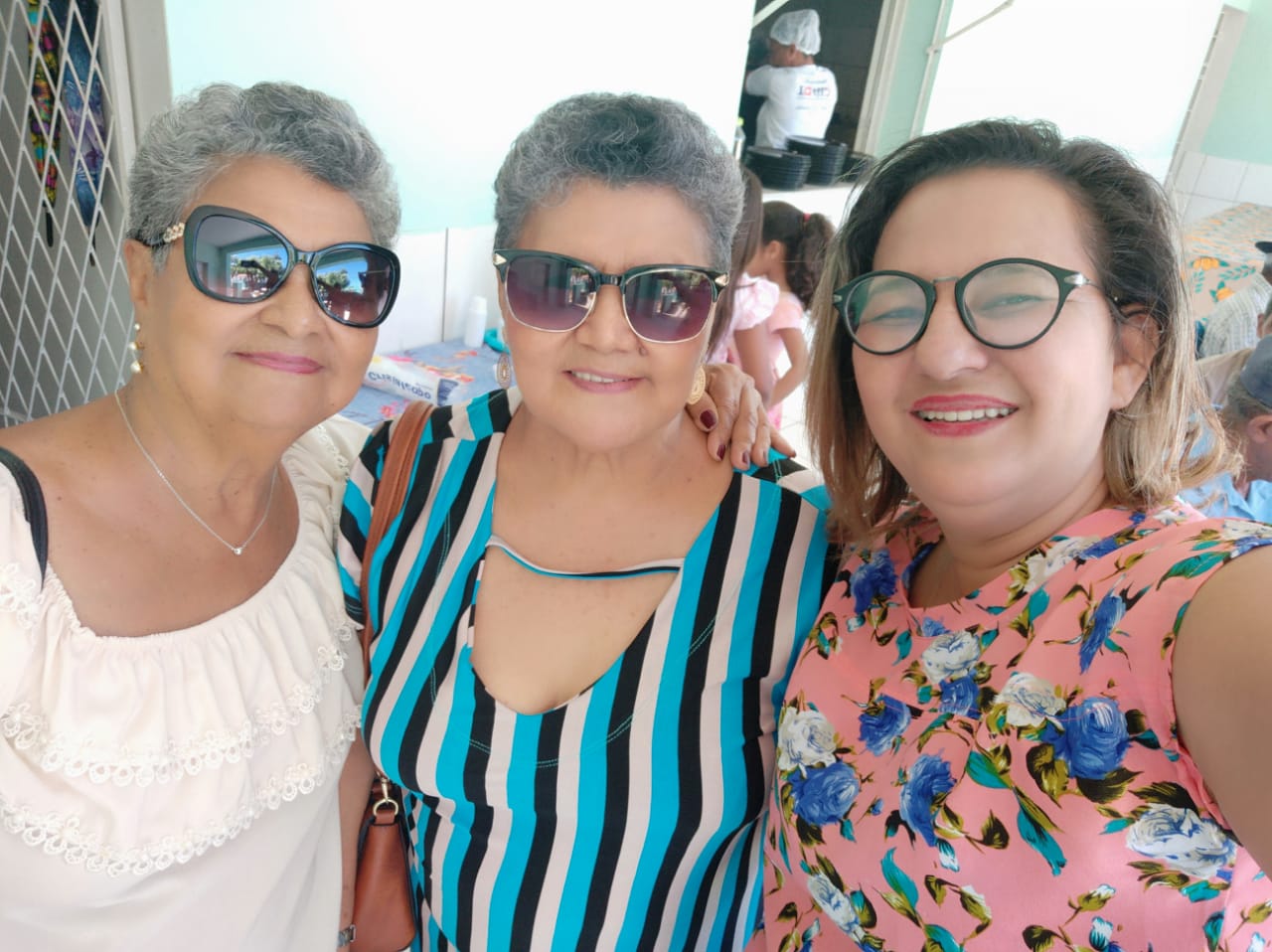 Idosos de Monsenhor Gil se encontram em dia de lazer  - Imagem 5