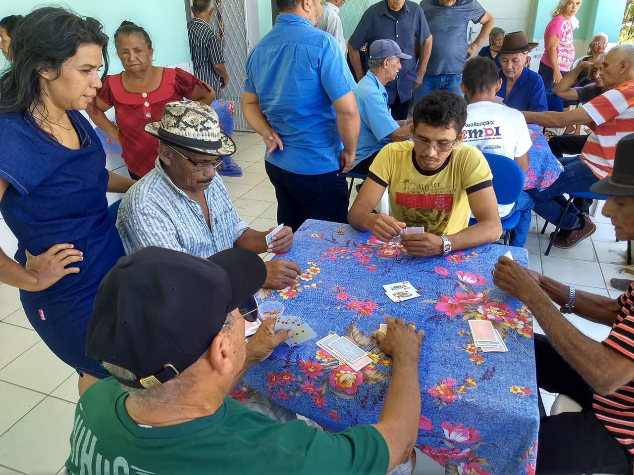 Idosos de Monsenhor Gil se encontram em dia de lazer  - Imagem 6