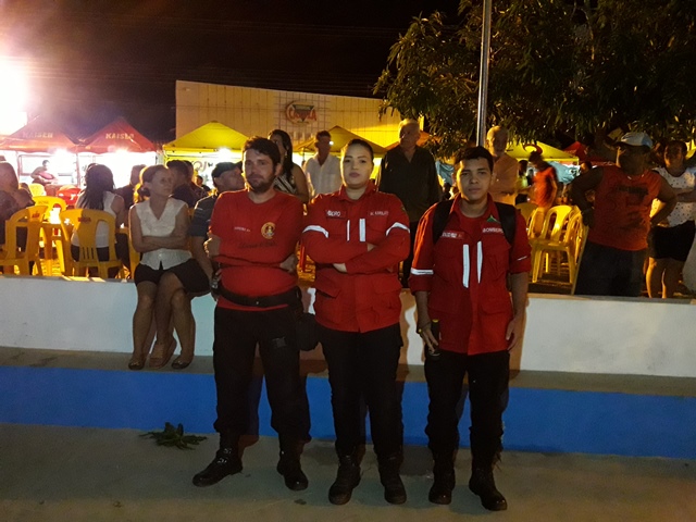 São João do bairro Codó junta multidão em Dom Expedito Lopes confira os vídeos.  - Imagem 9