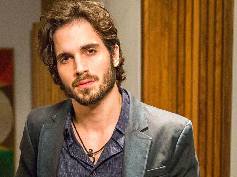 Conheça algumas celebridades que já nasceram em berço de ouro  - imagem 1926