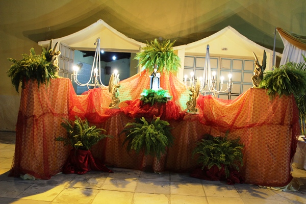 Fiéis lotam patamar da igreja na última noite de novena e missa a Santo Inácio de Loyola  - Imagem 15