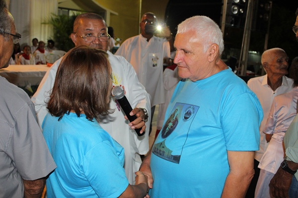 Fiéis lotam patamar da igreja na última noite de novena e missa a Santo Inácio de Loyola  - Imagem 36