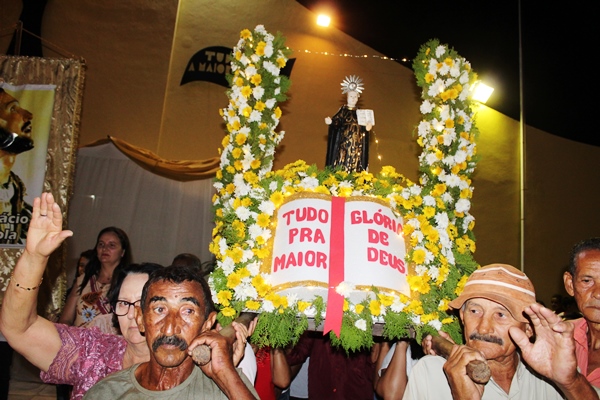 Milhares de fiéis participaram da missa solene a Santo Inácio de Loyola  - Imagem 28