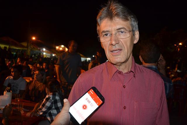 PREFEITO VALMIR BARBOSA