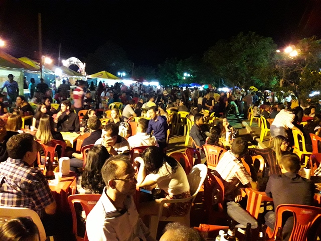 2º Dia do São João do Bairro Codó em Dom Expedito Lopes confira os vídeos. “Multidão prestigia o evento” - Imagem 12