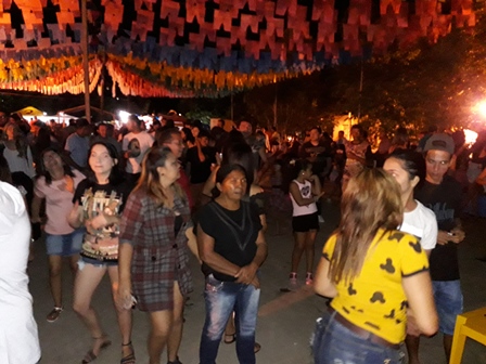 Último dia do S.J do bairro Codó surpreendeu a todos com as grandes atrações - Confira os vídeos! - Imagem 40