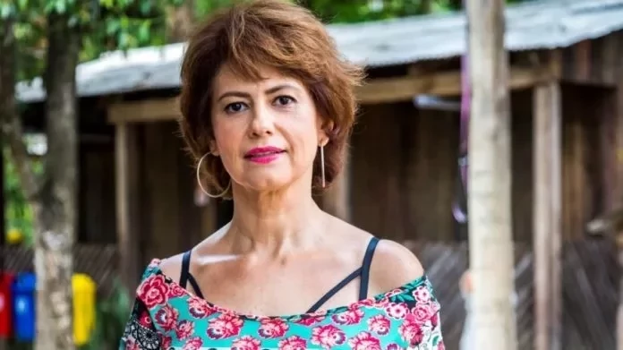 No fundo do poço! Relembre algumas celebridades que perderam tudo  - imagem 494