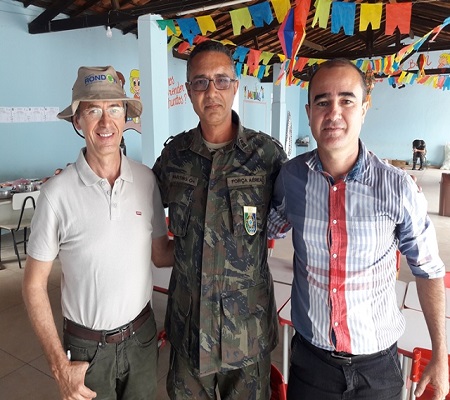 Dom Expedito Lopes recebeu visita do Coronel Marcelo Martins do Ministério da Defesa.