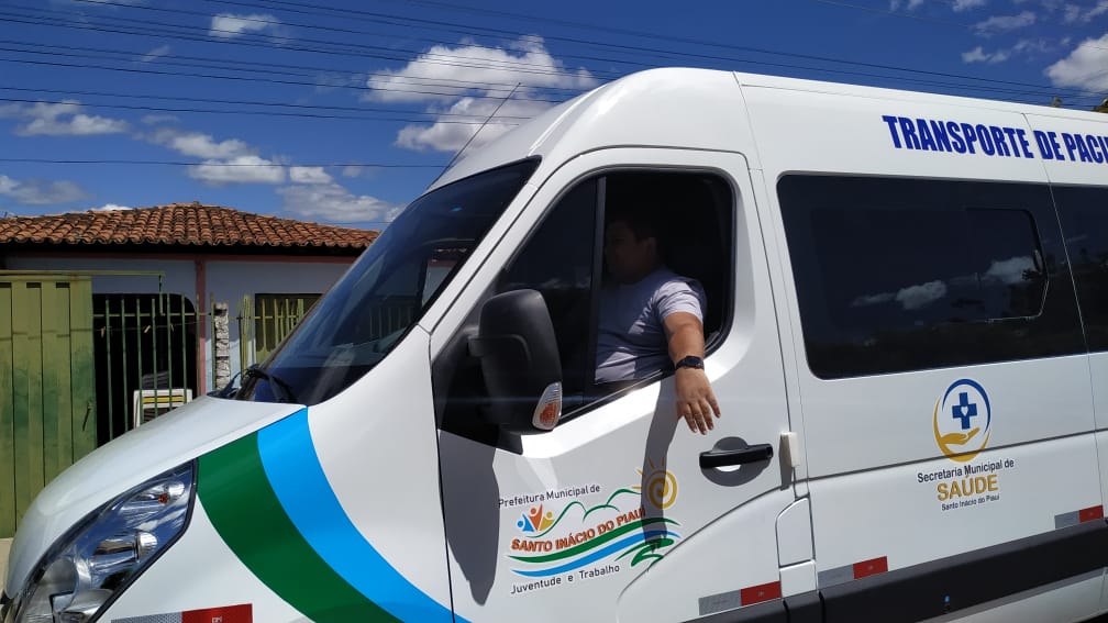 Prefeitura de Santo Inácio recebe Van para a secretaria de saúde - Imagem 7