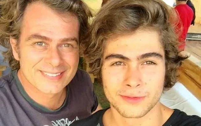 Dia dos Pais: filhos que são a cara dos papais famosos - imagem 2721