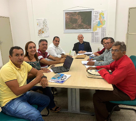 Secretário, agente de desenvolvimento e técnico da EMATER de Joaquim Pires participam de audiência