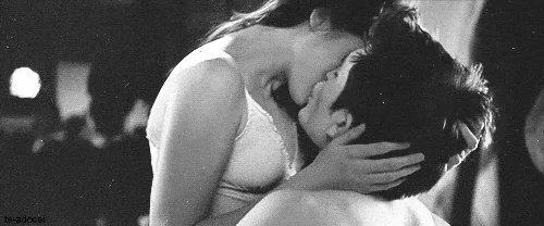 Veja os 6 signos do zodíaco mais românticos na hora do sexo - imagem 3279