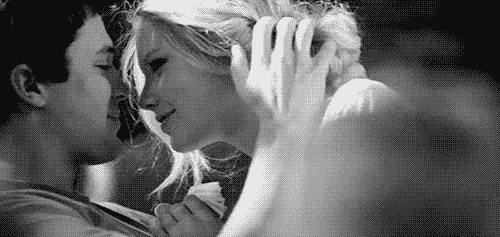 Veja os 6 signos do zodíaco mais românticos na hora do sexo - imagem 3280