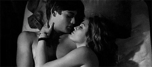 Veja os 6 signos do zodíaco mais românticos na hora do sexo - imagem 3281