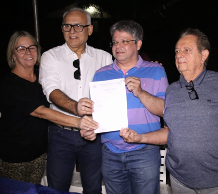 Prefeito assina Ordem de serviço do esgotamento sanitário e anuncia asfaltamento no Novo Horizonte