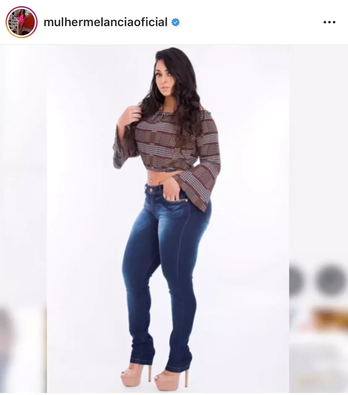 Lembra delas? Veja por onde andam as mulheres-frutas após sucesso - imagem 3424