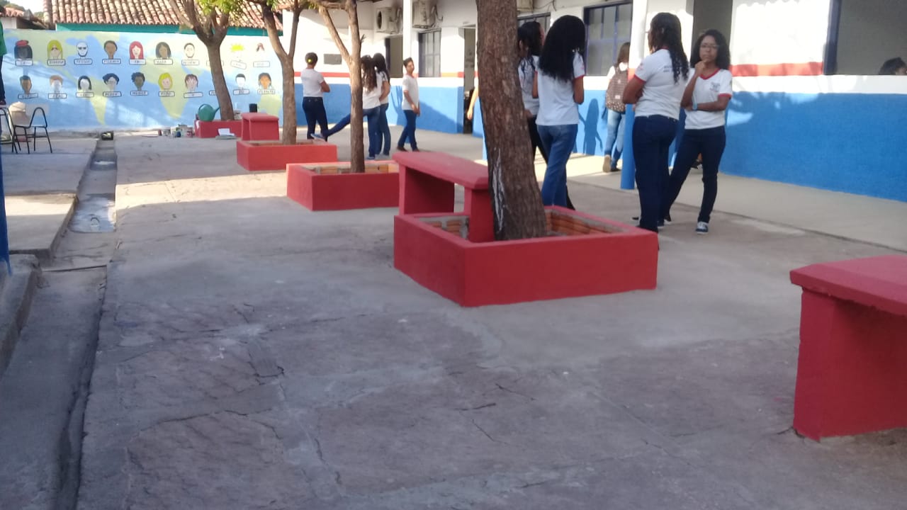 Mais uma comunidade que recebe sua escola reformada - Imagem 2