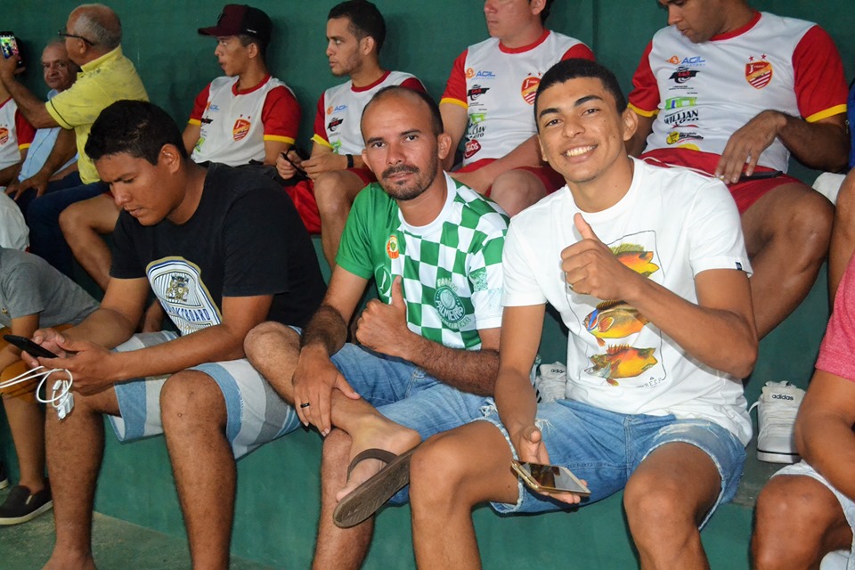 Prefeito Genival Bezerra prestigia a classificação da seleção municipal de futsal - Imagem 7