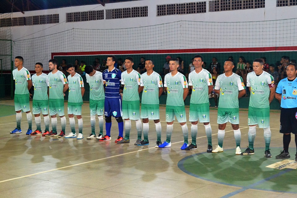 Prefeito Genival Bezerra prestigia a classificação da seleção municipal de futsal - Imagem 10