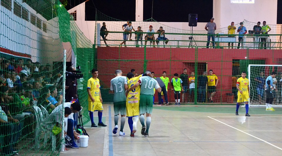 Prefeito Genival Bezerra prestigia a classificação da seleção municipal de futsal - Imagem 31