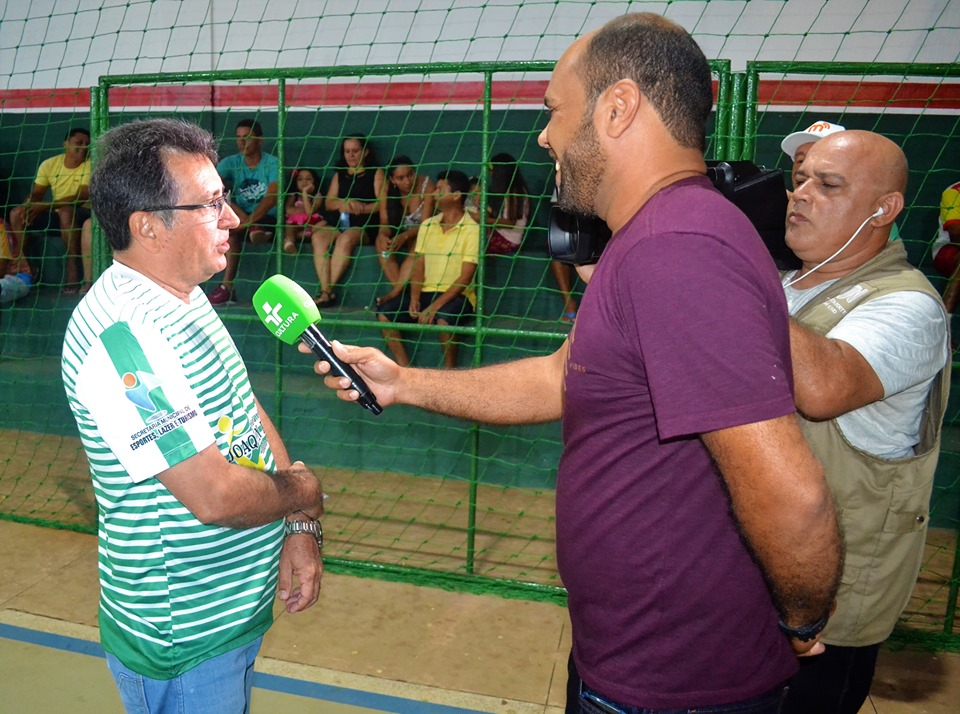 Prefeito Genival Bezerra prestigia a classificação da seleção municipal de futsal - Imagem 4