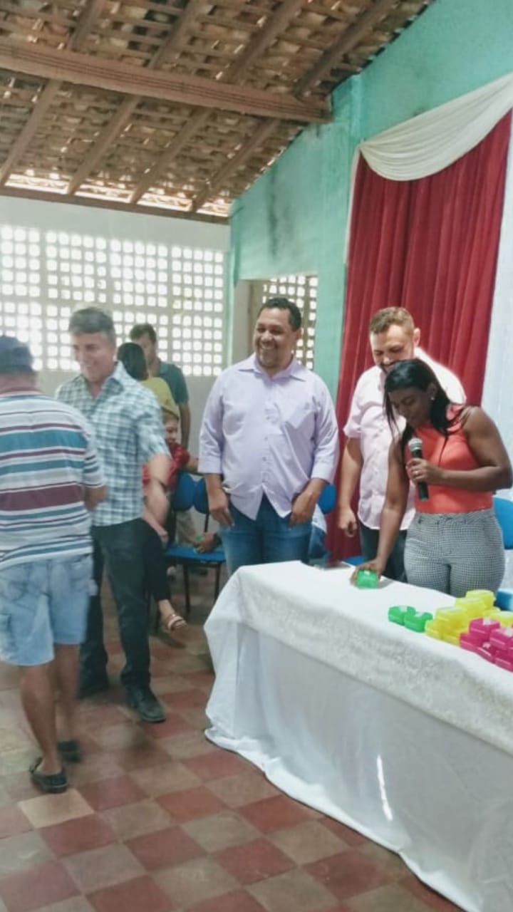 Prefeito faz entrega de próteses dentárias e afirma seu compromisso de continuar este trabalho de alto estima - Imagem 6