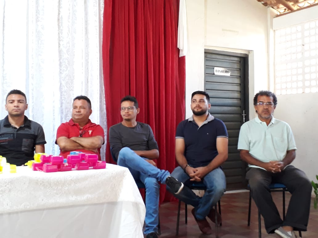 Prefeito faz entrega de próteses dentárias e afirma seu compromisso de continuar este trabalho de alto estima - Imagem 8