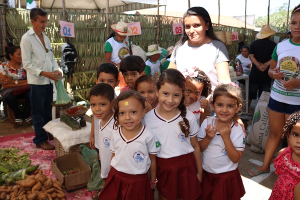 Município de N. S. dos Remédios realiza II Feira da Agricultura Familiar - Imagem 5