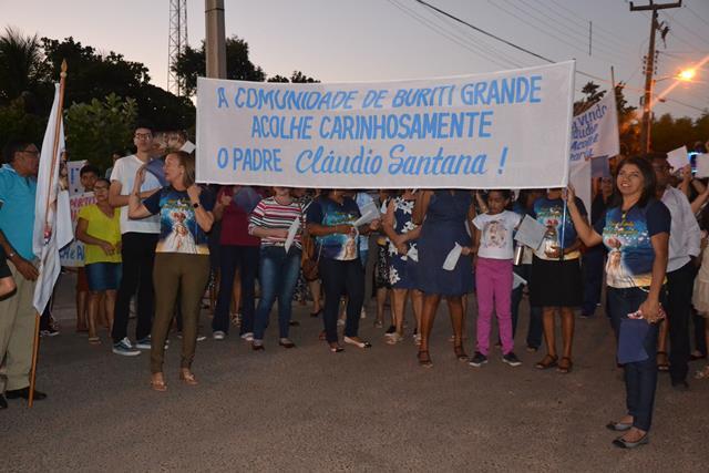 Dom Expedito Lopes realiza Celebração Histórica para receber o Padre Cláudio - Imagem 61