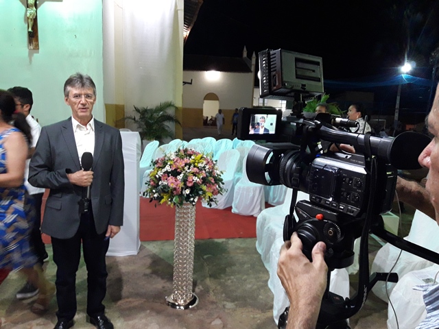 Dom Expedito Lopes realiza Celebração Histórica para receber o Padre Cláudio - Imagem 53