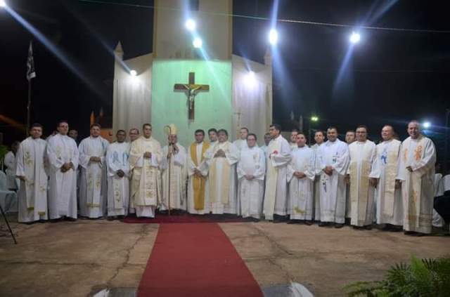 Dom Expedito Lopes realiza Celebração Histórica para receber o Padre Cláudio - Imagem 84