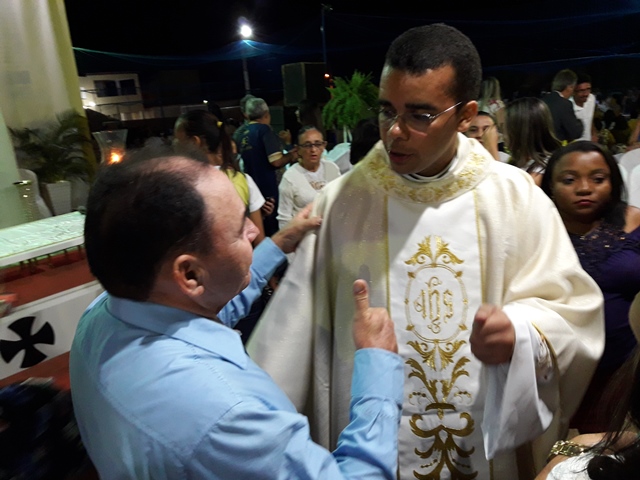 Dom Expedito Lopes realiza Celebração Histórica para receber o Padre Cláudio - Imagem 50