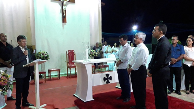 Dom Expedito Lopes realiza Celebração Histórica para receber o Padre Cláudio - Imagem 23