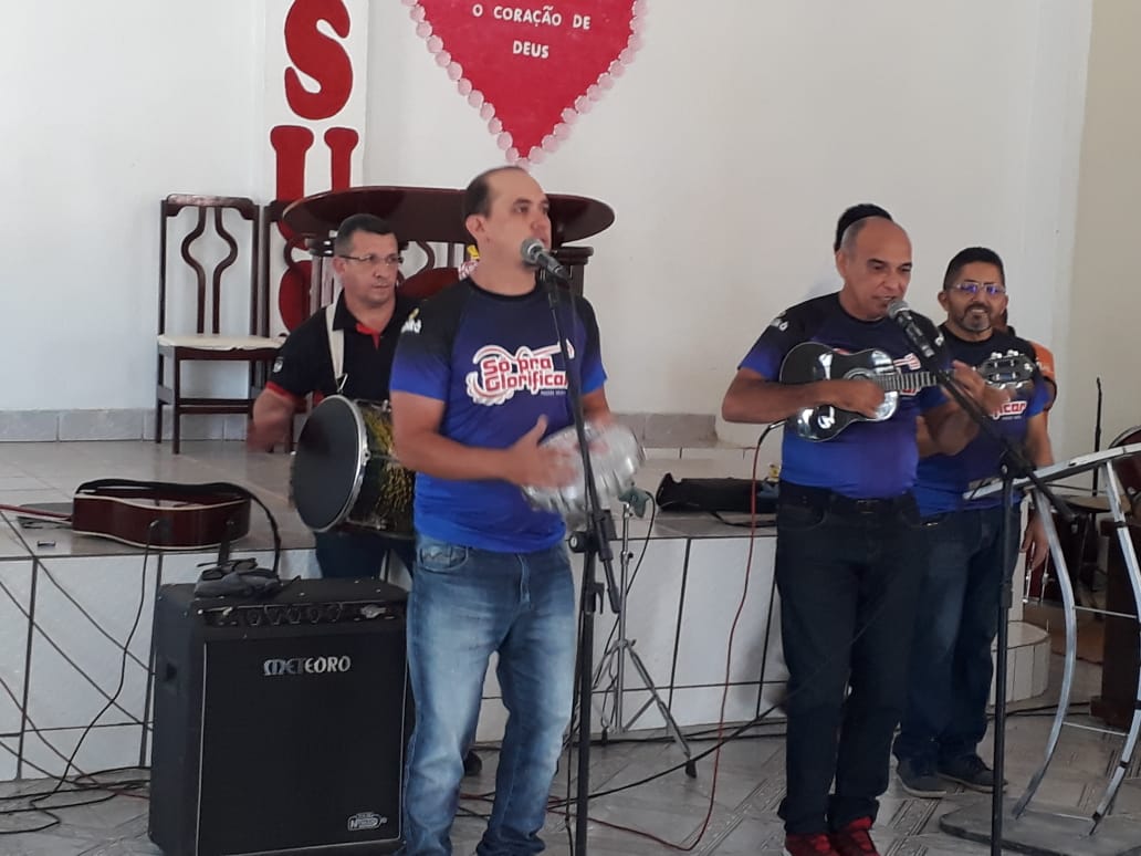 Noite de louvores encerra mês da Juventude Batista em Santo Inácio - Imagem 3