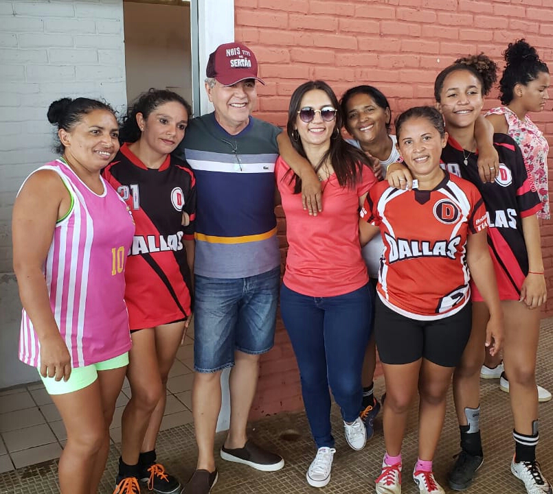 Final de campeonato de futsal conta com a presença do prefeito João Luiz - Imagem 8