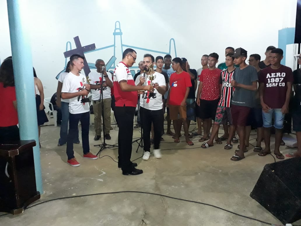 Noite de louvores encerra mês da Juventude Batista em Santo Inácio - Imagem 6
