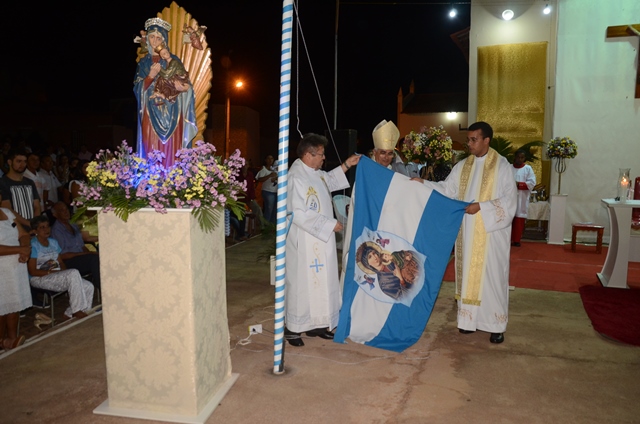 Multidão prestigia Missa Solene em Honra de Nossa Senhora do Perpétuo Socorro - Imagem 43