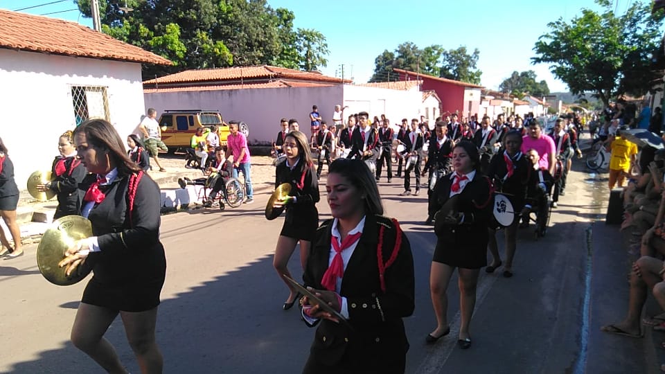Secretaria de Educação traz para Desfile Cívico quinta feira, um show das bandas de música - Imagem 3