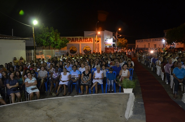 Multidão prestigia Missa Solene em Honra de Nossa Senhora do Perpétuo Socorro - Imagem 22