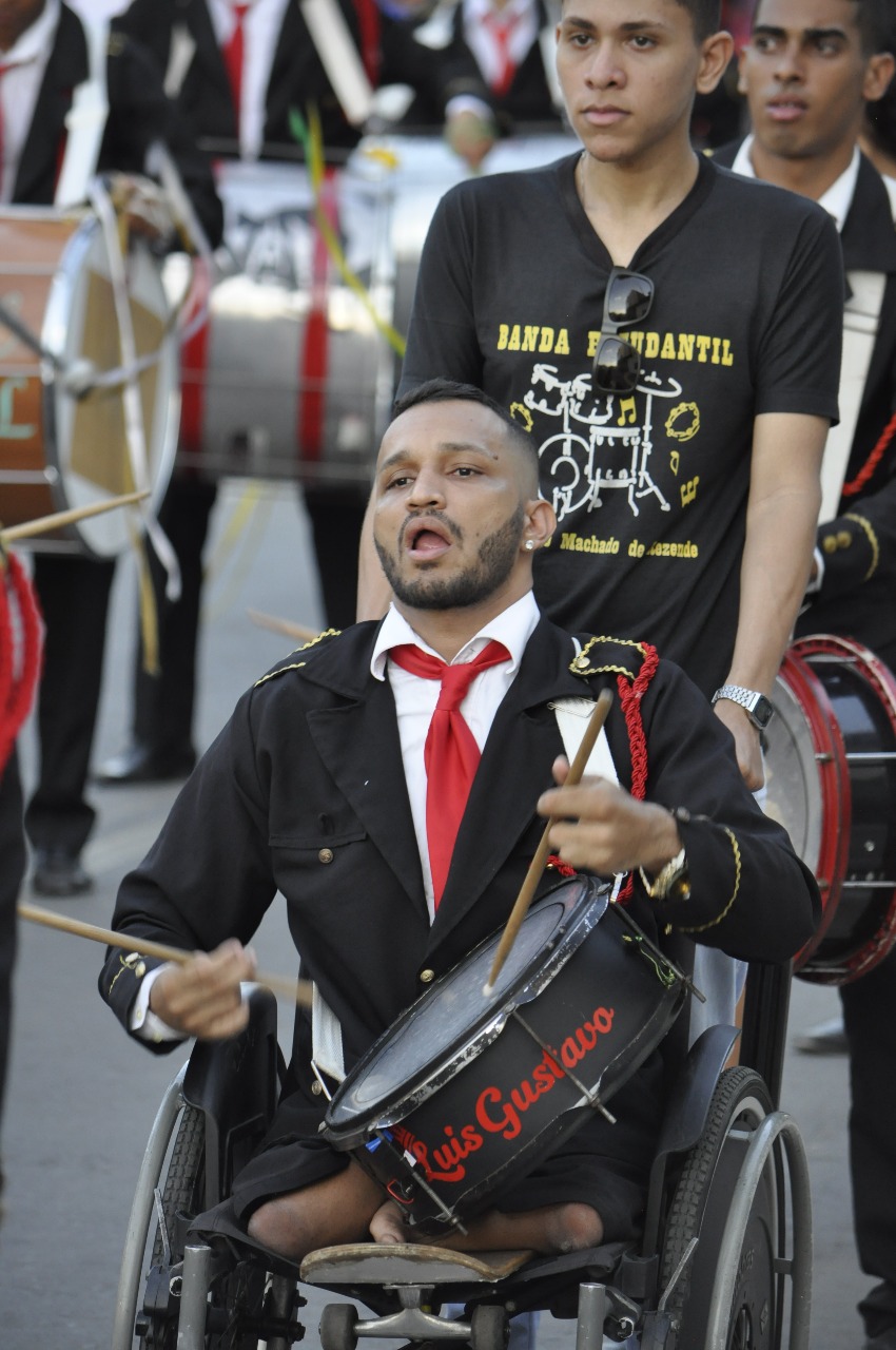 Não foi só um desfile e sim um chamamento para o respeito à Diversidade Cultural  - Imagem 15