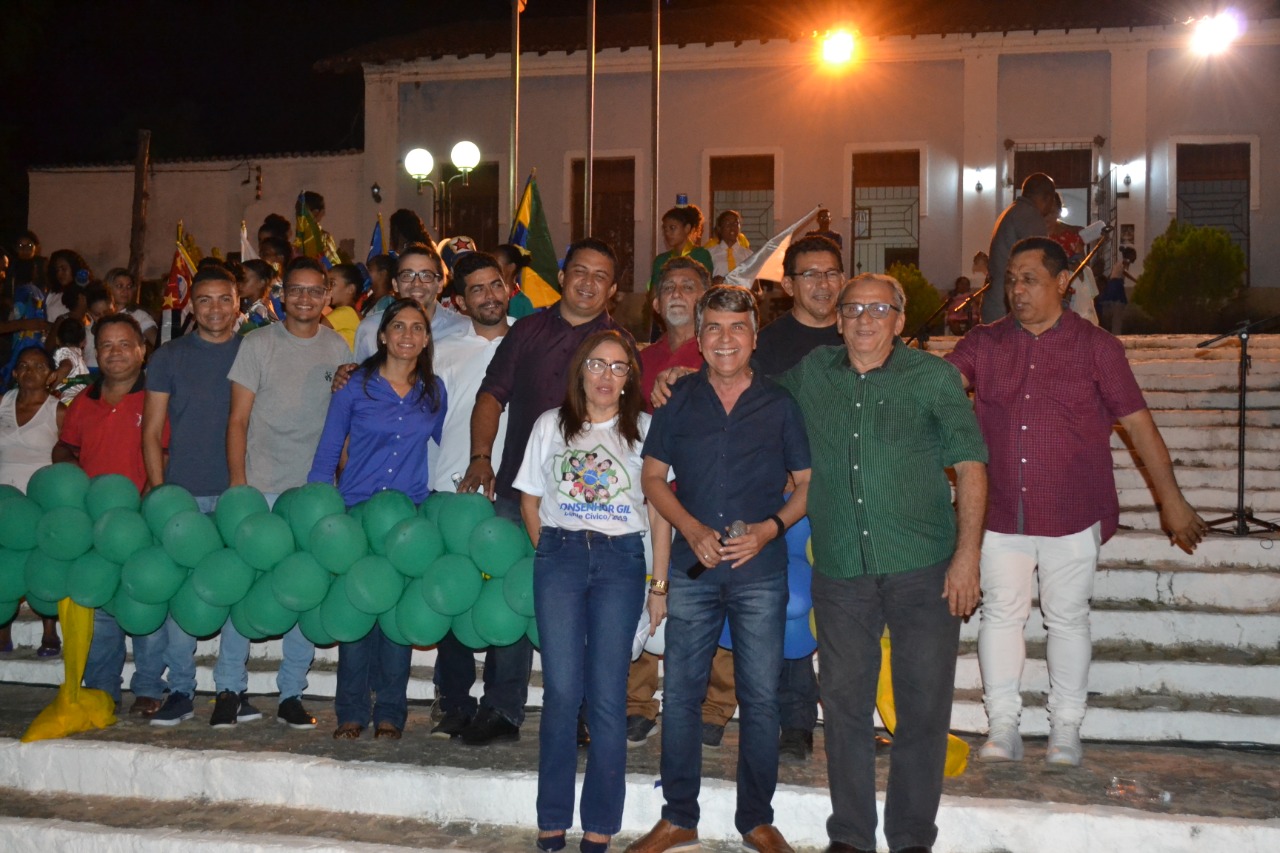 Não foi só um desfile e sim um chamamento para o respeito à Diversidade Cultural  - Imagem 39