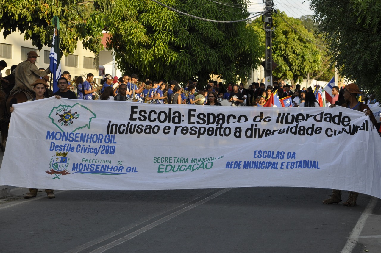 Não foi só um desfile e sim um chamamento para o respeito à Diversidade Cultural  - Imagem 13