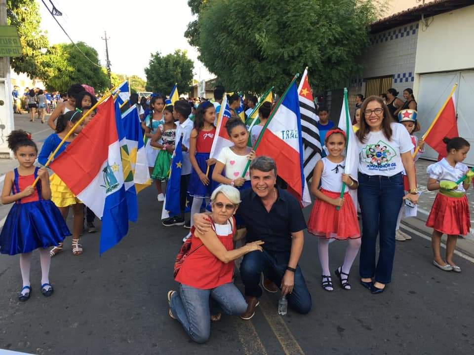 Não foi só um desfile e sim um chamamento para o respeito à Diversidade Cultural 