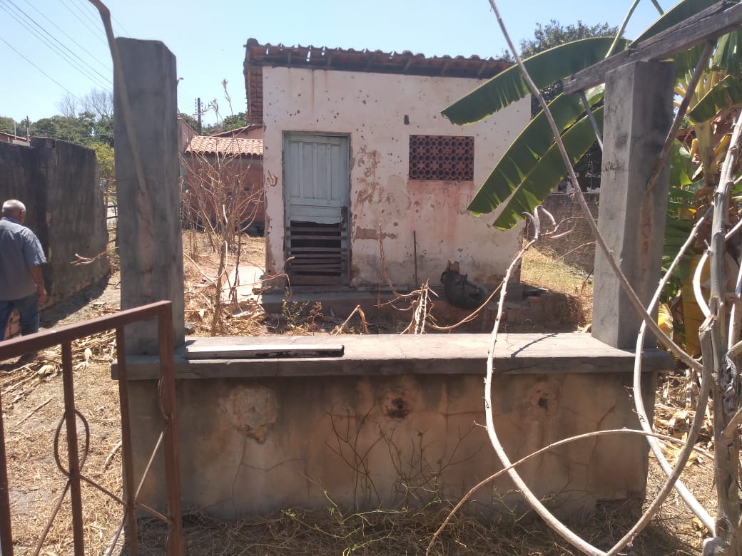 Prefeito João Luiz recebe documento da Agrespi sobre a problemática da água no município - Imagem 8