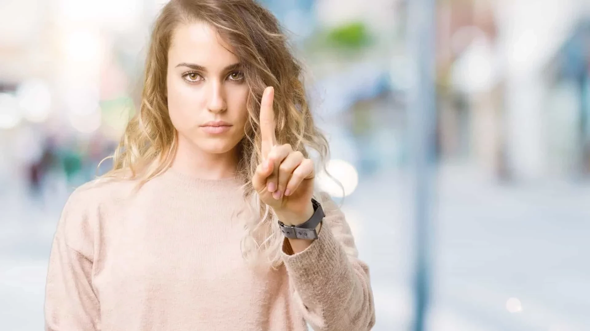 Confira as coisas que mais irritam cada signo do zodíaco (tenha calma) - imagem 5385