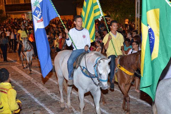 Refletir é preciso...Comparar para acreditar que é possível - Imagem 12