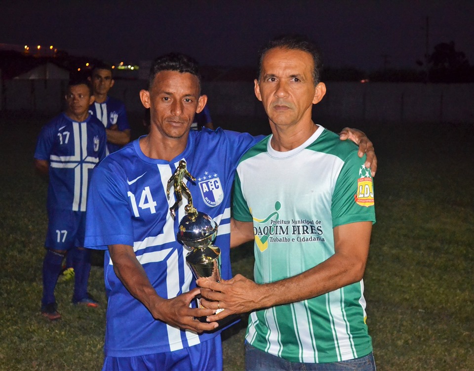 B. São José vence nos pênaltis e se consagra tricampeão do torneio de veteranos - Imagem 50